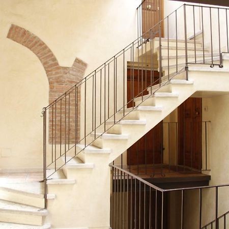 Comecasatua - Il Vicoletto Vérone Extérieur photo