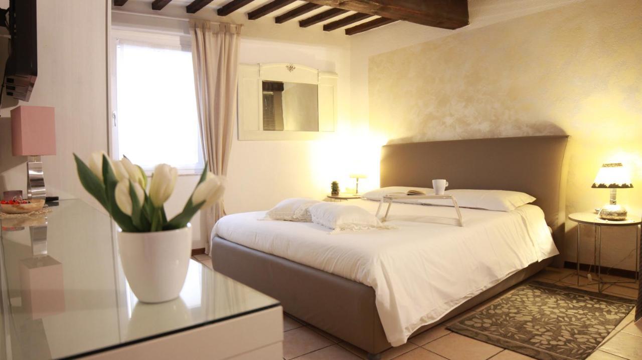 Comecasatua - Il Vicoletto Vérone Extérieur photo