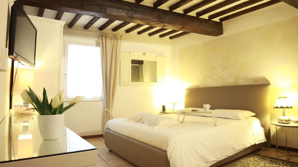 Comecasatua - Il Vicoletto Vérone Extérieur photo